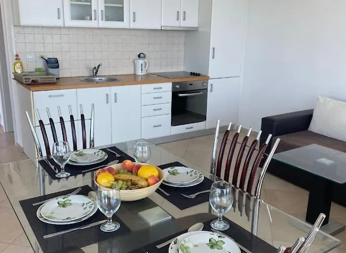 Apartament 2 Bed Suite, Exclusive Sea Views *