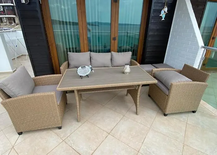 Apartament 2 Bed Suite, Exclusive Sea Views