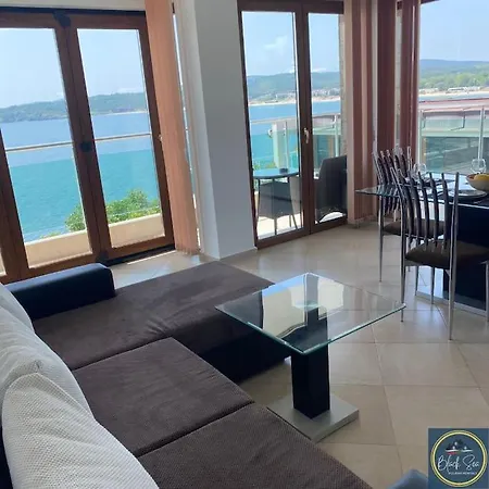 2 Bed Suite, Exclusive Sea Views *