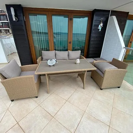 アパート 2 Bed Suite, Exclusive Sea Views
